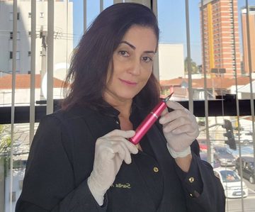 Sarita Messias, Micropigmentação, cliente da WS Solutions